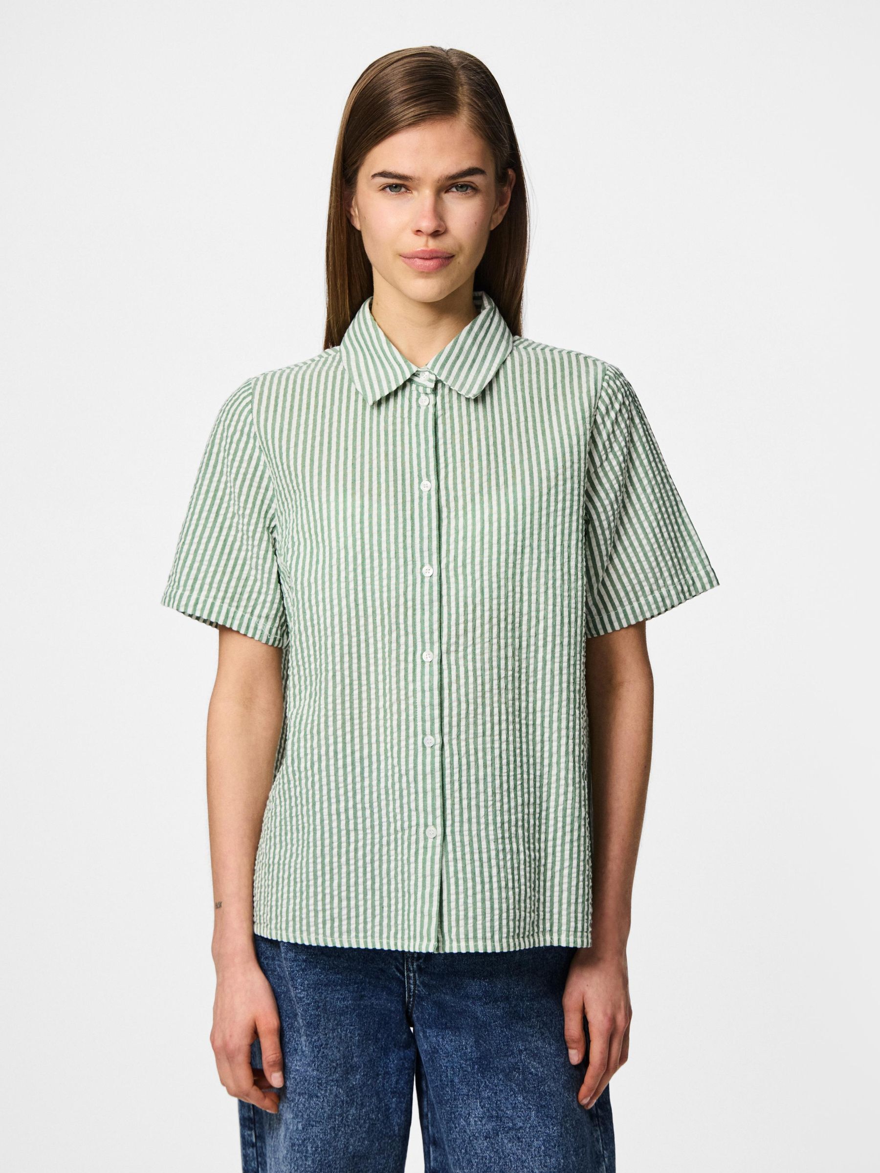 PCSALLY SEERSUCKER SHORT SLEEVED SHIRT 1 PCSALLY SEERSUCKER SHORT SLEEVED SHIRT
