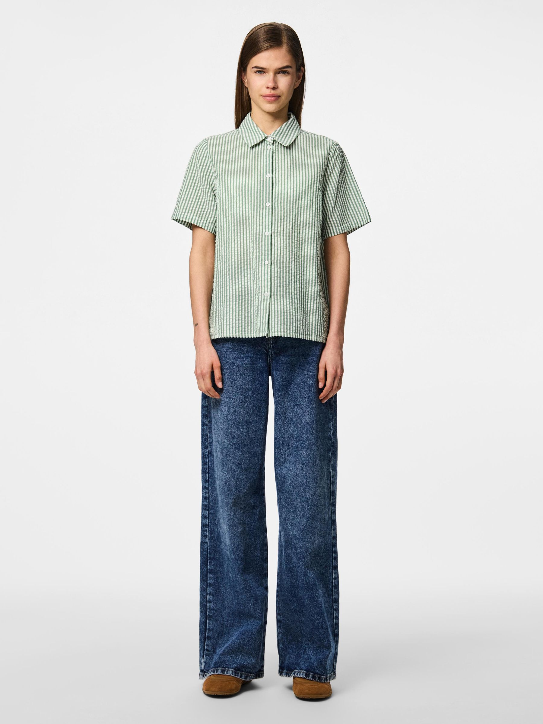 PCSALLY SEERSUCKER SHORT SLEEVED SHIRT 3 PCSALLY SEERSUCKER SHORT SLEEVED SHIRT
