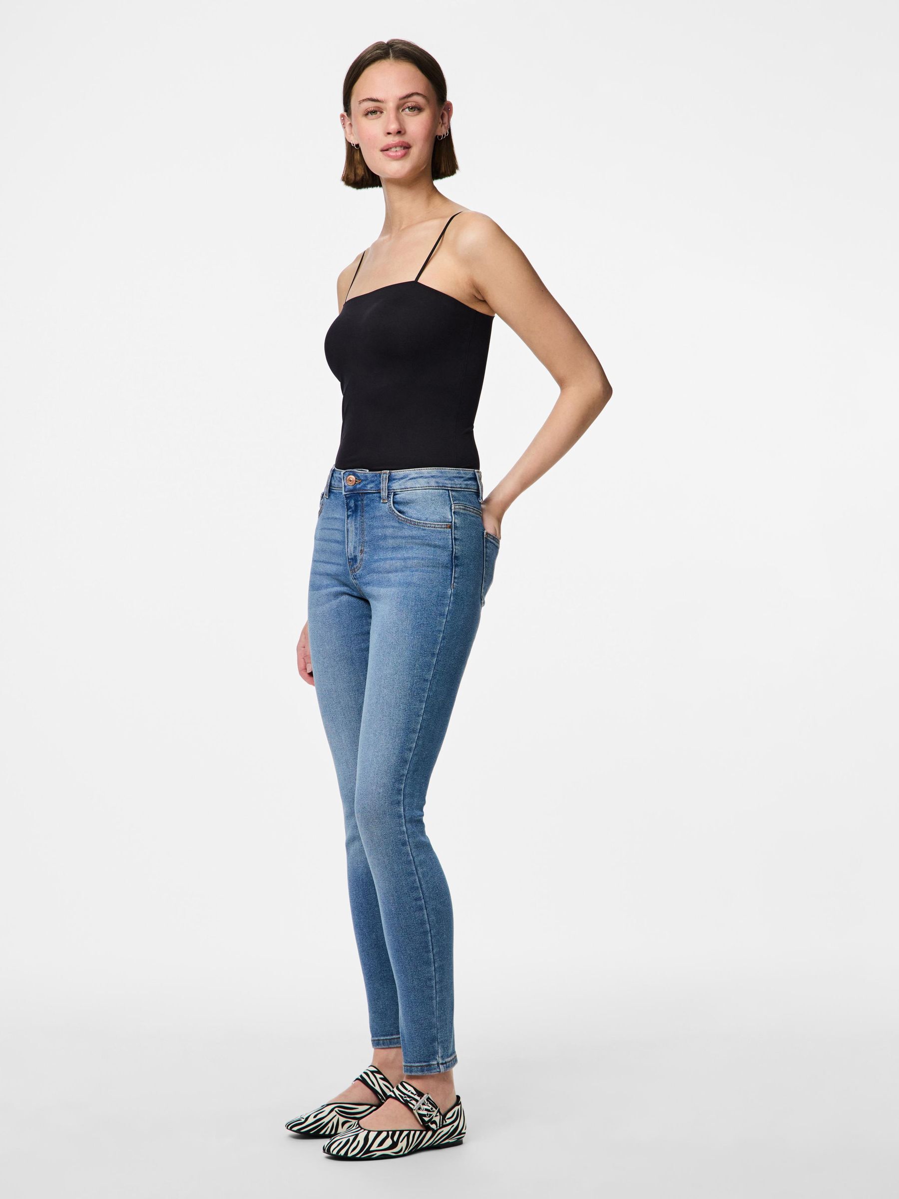 PCDANA MW SKINNY FIT JEANS 1 PCDANA MW SKINNY FIT JEANS