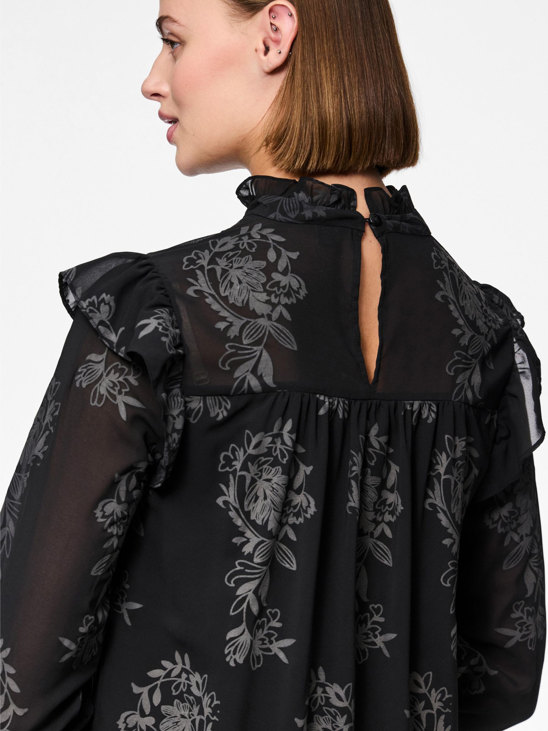 PCNOLIA LONG SLEEVED DRESS 4 PCNOLIA LONG SLEEVED DRESS