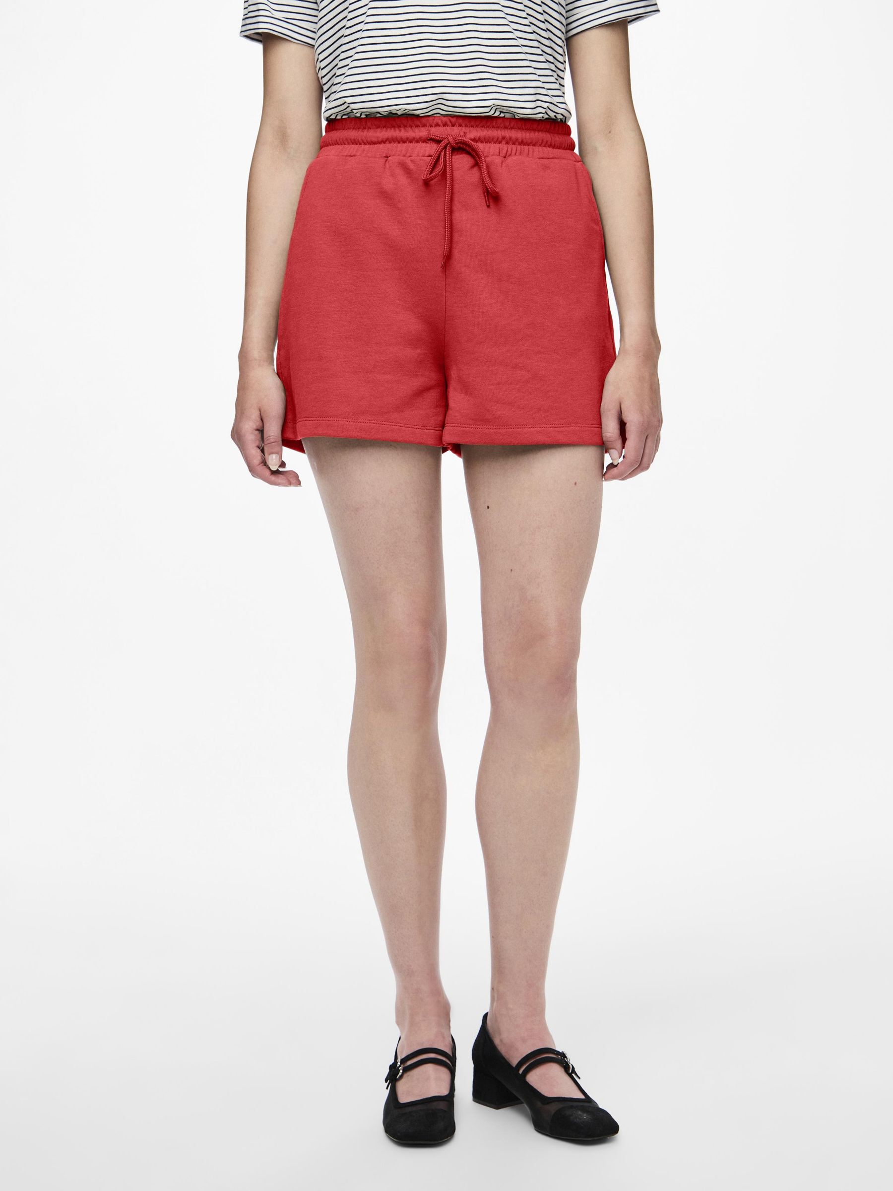 PCCHILLI SWEAT SHORTS