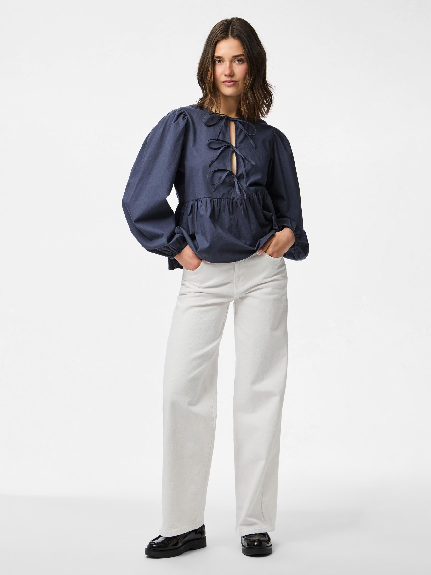 PCJOLLY TIE LONG SLEEVED BLOUSE 3 PCJOLLY TIE LONG SLEEVED BLOUSE