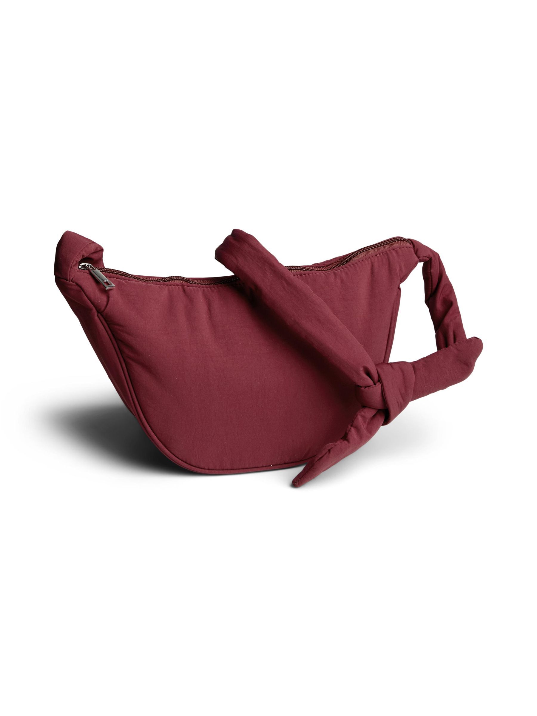 PCAMANDA KNOT BUM BAG